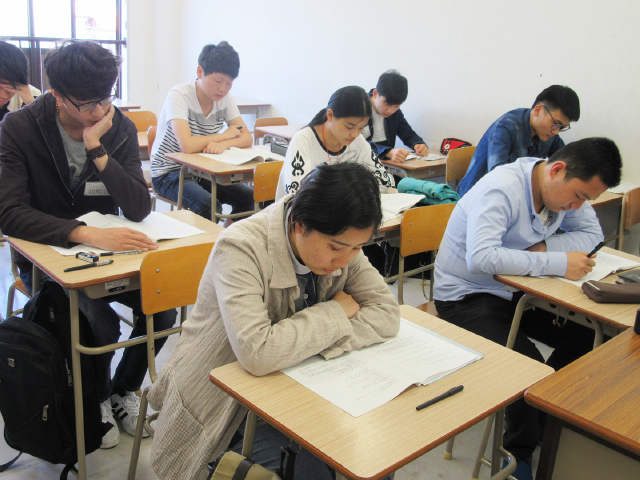 学院生活 年间日程 ６月